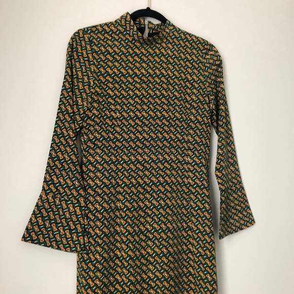 PINKYOTTO PRINT BELL SLV  BELOW THE KNEE DRESS - Picture 2 of 4